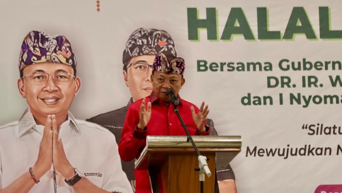 Gubernur Bali Wayan Koster saat menghadiri acara halal bihalal bersama tokoh muslim dan sejumlah organisasi masyarakat (ormas) Islam di Denpasar, Sabtu (19/4/2025). (Foto: Dok. Pemprov Bali)