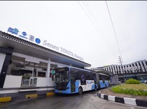 Ih, Halte Busway Senen Ubah Nama Jadi Halte Senen TOYOTA Rangga!