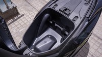 Skutik tersebut dibekali mesin 123,9cc bersilinder tunggal dengan pendingin udara dan teknologi PGM-FI. Pembekalan tersebut membuat motor mampu menghasilkan tenaga 8,19 dk dan torsi 10,5 Nm. Foto: Doc. Honda India.