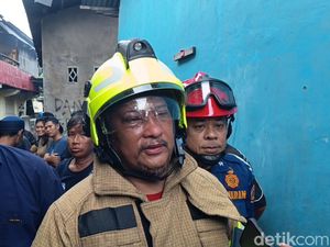 Kebakaran di Jalan Abdul Kadir Makassar Hanguskan 15 Rumah
