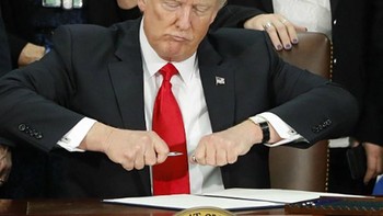 Aksi mantan presiden Trump. Foto: dok Reddit via Brightside  