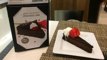 Kuenya kok bisa jadi tipis dan panjang begitu ya? Foto: Boredpanda