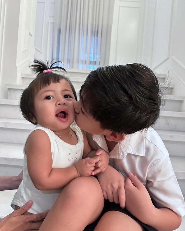 Lily dan Rafathar