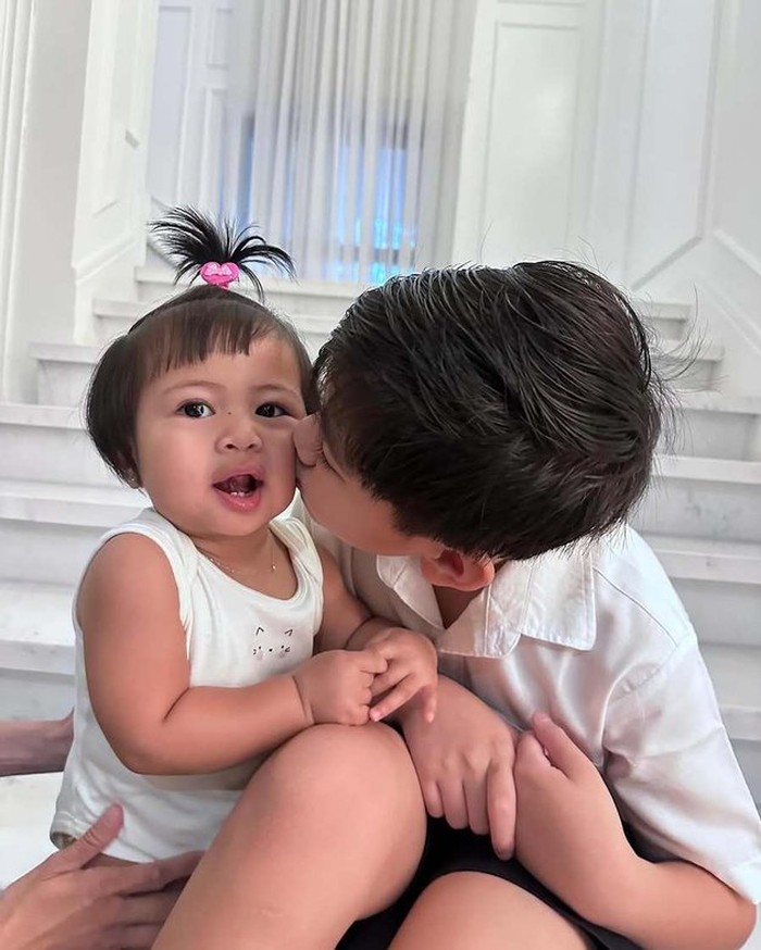 Lily dan Rafathar