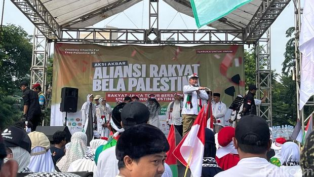 Massa Aksi Bela Palestina Surabaya