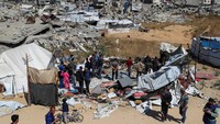 Perang tersebut dipicu oleh serangan Hamas pada 7 Oktober 2023 di Israel selatan, yang menewaskan 1.200 orang dan menyandera 251 orang di Gaza, menurut penghitungan Israel. 