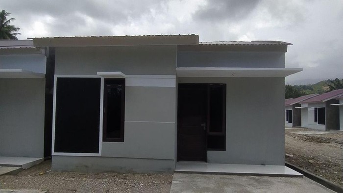 Penampakan rumah di Hidayat Residence Patowonua