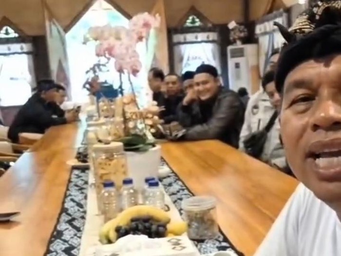 Petani Cianjur ngadu ke Gubernur Dedi Mulyadi