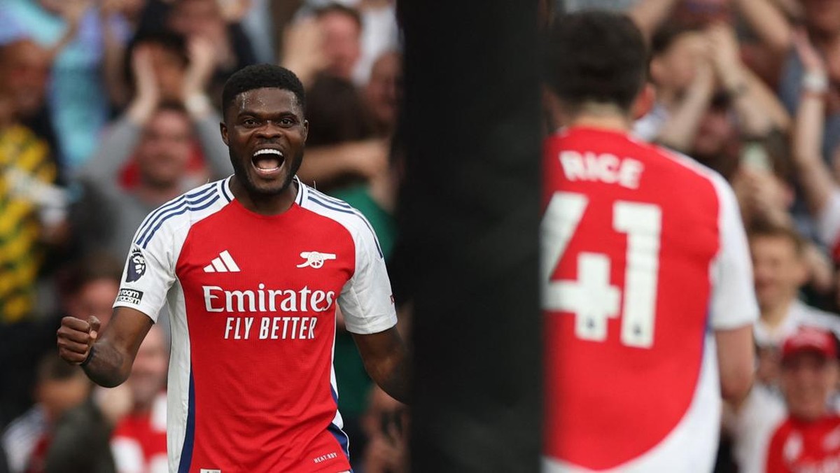 Thomas Partey (kiri) belum dipastikan bertahan di Arsenal. (Foto: Action Images via Reuters/Paul Childs)