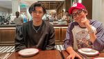 Brandon Salim Kompak bareng Ferry Salim saat Kulineran di Thailand