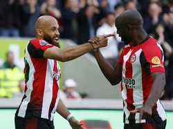 Di musim panas 2025, Brentford jual Bryan Mbeumo ke MU dan Yoane Wissa ke Newcastle. Total penjualan keduanya 132 juta Euro atau setara Rp 2,6 triliun. Keduanya dulu dibeli dengan total hanya 16 juta Euro (Action Images via Reuters/Peter Cziborra)