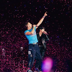 Selingkuh Sama Rekan Kerja di Konser Coldplay, CEO Kena Skandal