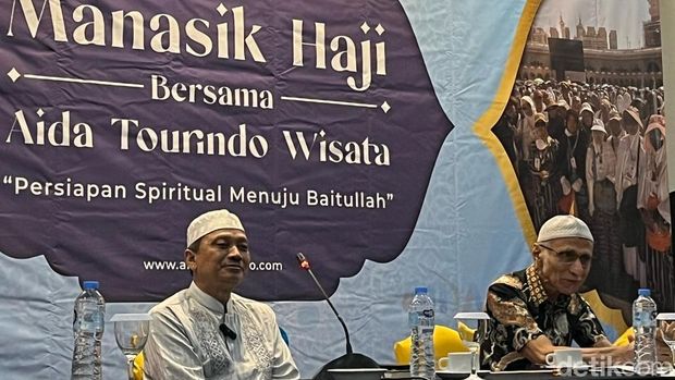 Manasik haji Aida Tourindo Wisata di Hotel Tavia Heritage, Jakarta Pusat, Sabtu (19/4/2025).
