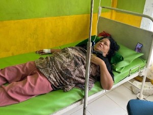 Puting Beliung Terjang Kubu Raya, Maimunah Terluka Tertimpa Atap Rumah