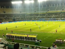Babak Pertama: Diwarnai Kartu Merah, Persebaya Vs Madura United Masih 0-0