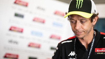 Potret Cuma Rossi yang Dilarang Pakai Logo Ducati di Tim Balapnya