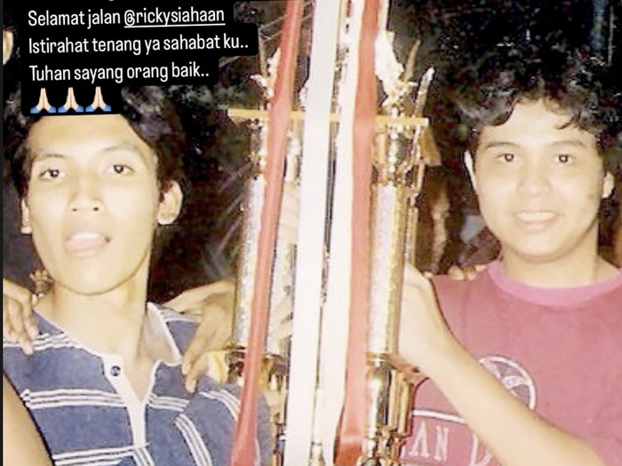 Momen kebersamaan Desta dengan Ricky Siahaan.