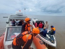 Area Pencarian 3 Penumpang Speedboat Tenggelam di Padang Tikar Diperluas