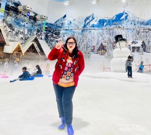 Main Salju di Bekasi Tak Jauh Beda dengan Mount Titlis