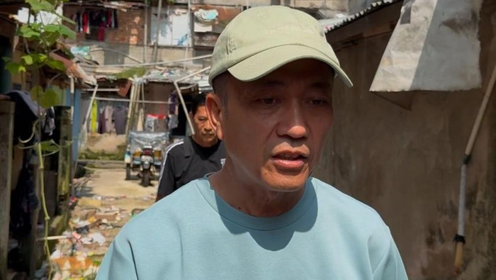 Wali Kota Palembang Ratu Dewa saat meninjau kawasan rumah susun