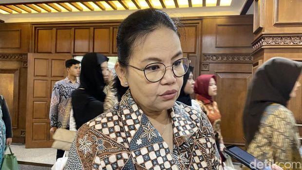 Wali Kota Semarang Agustina Wilujeng di Gradhika Bhakti Praja, Kecamatan Semarang Selatan, Minggu (20/4/2025).