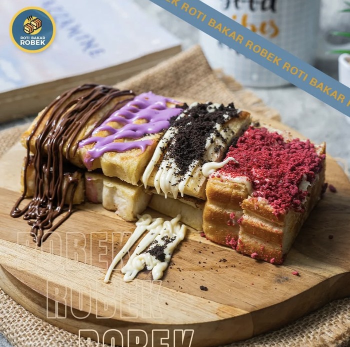 20 Roti Bakar Kekinian Topping Melimpah Ada di Sini! 20 Roti Bakar Kekinian Topping Melimpah Ada di Sini!