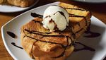 20 Roti Bakar Kekinian Topping Melimpah Ada di Sini!