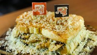 Roti Bakar Japar 48 di Pinang Ranti, Jakarta Timur menawarkan berbagai varian, seperti yang diisi selai green tea keju sampai choco crunchy. Harganya mulai dari Rp 17 ribu. Foto : Roti Bakar Japar 48