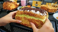 Di Ropang OTW bisa coba roti panggang tebal dengan isian dan topping melimpah. Variannya mulai dari Pandan Meses sampai Nougat. Lokasinya bisa ditemui di Jakarta, Bekasi, sampai BSD. Foto : Instagram @ropangotw