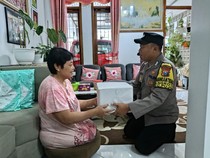 Peringati Hari Kartini, Polres Batu Berbagi Sembako untuk Disabilitas