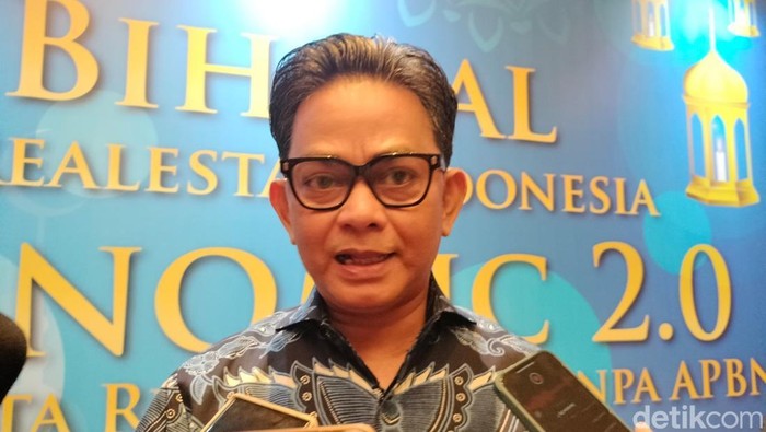 Anggota Satgas Perumahan Bonny Z Minang.