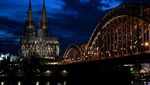 Cahaya Baru Katedral Cologne Menyapa Langit Malam