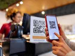 Menyeimbangkan Pengamanan Transaksi Elektronik dan Inklusi Keuangan