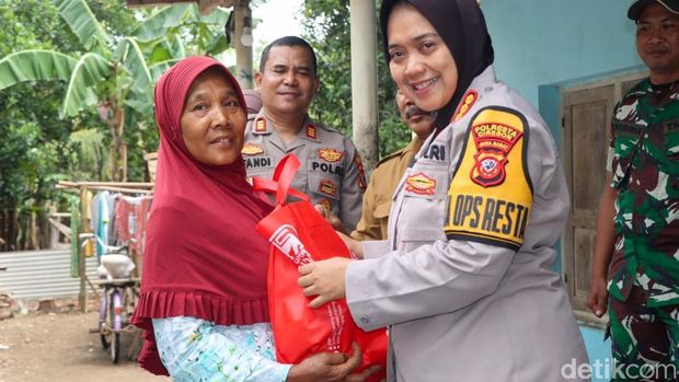 Kapolresta Cirebon Kombes Sumarni