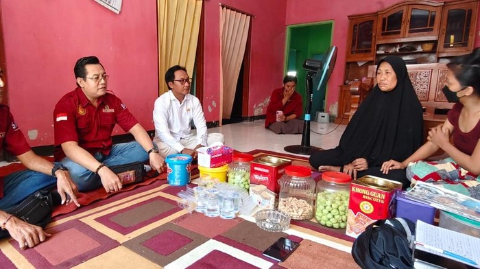 Keluarga Rizal Sampurna bertemu dengan P4MI Banyuwangi dan kuasa hukum