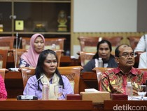 Video: Komisi XIII DPR Anggap Eksploitasi Eks Pemain OCI Langgar HAM Berat