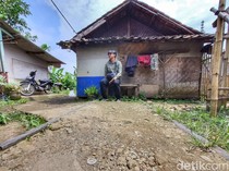 Was-was Warga di Jalur Rel Dengar Reaktivasi KA Bandung-Ciwidey