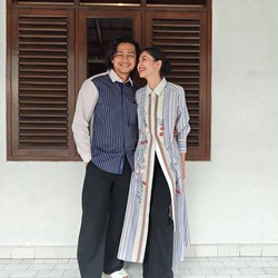 Mikha Tambayong Terus Bermusik, Deva Mahenra Dukung Sepenuh Hati