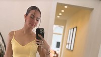 Happy Bday to me, tulis Nia Ramadhani dalam unggahannya. Foto: instagram Nia Ramadhani