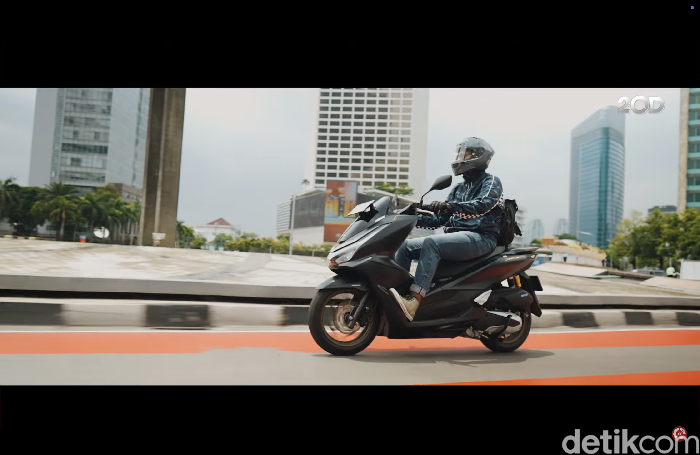 Ototest Honda PCX 160 RoadSync