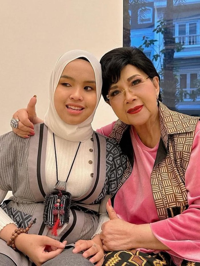 Putri Ariani dan Titiek Puspa
