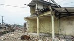 Ratusan Bangunan Liar Sekitar Kali Baru Tambun Dibongkar