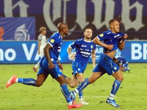 Back to Back Usai Musim Penuh Rintangan Bagi Persib Bandung