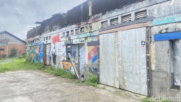 Stasiun Cikajang, Garut.