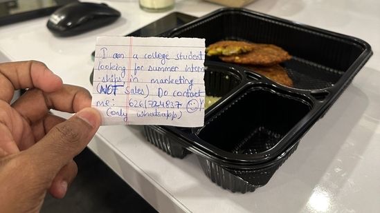 Pembeli Tersentuh Dapat Surat dari Pengantar Makanannya, Begini Pesannya
