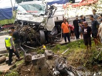 Tabrakan Beruntun di Lampu Merah Comal Baru Pemalang, 2 Orang Tewas