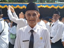 Puluhan Tahun Jadi Honorer, Hanya Setahun sebagai PPPK lalu Pensiun