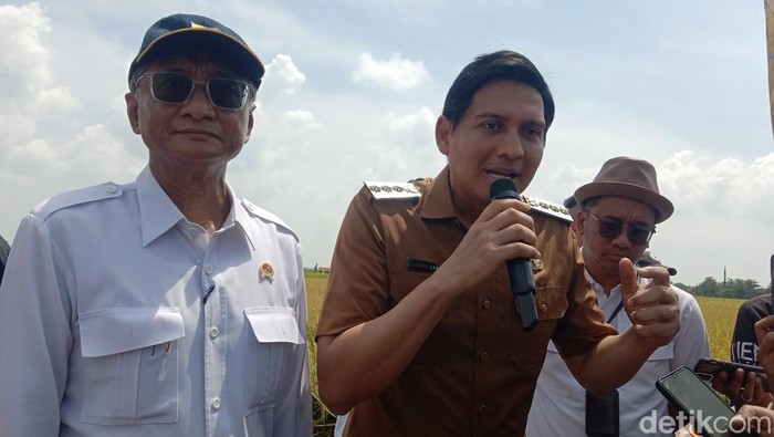 Bupati Indramayu Lucky Hakim