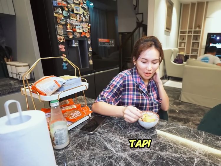 Keren! Potret Dapur di Rumah Baru Ayu Ting Ting di Jakarta