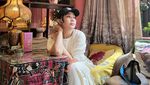 Potret Dewi Gita Cicip Es Krim Durian hingga Nasi Mandhi